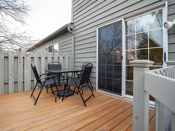 5th image of 9155 Parkbury Ln