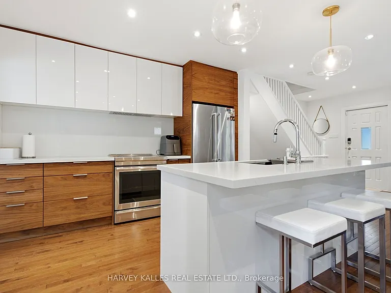 67 Falcon St — Photo 15
