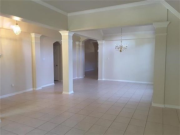 5th image of 12107 Black Angus Dr