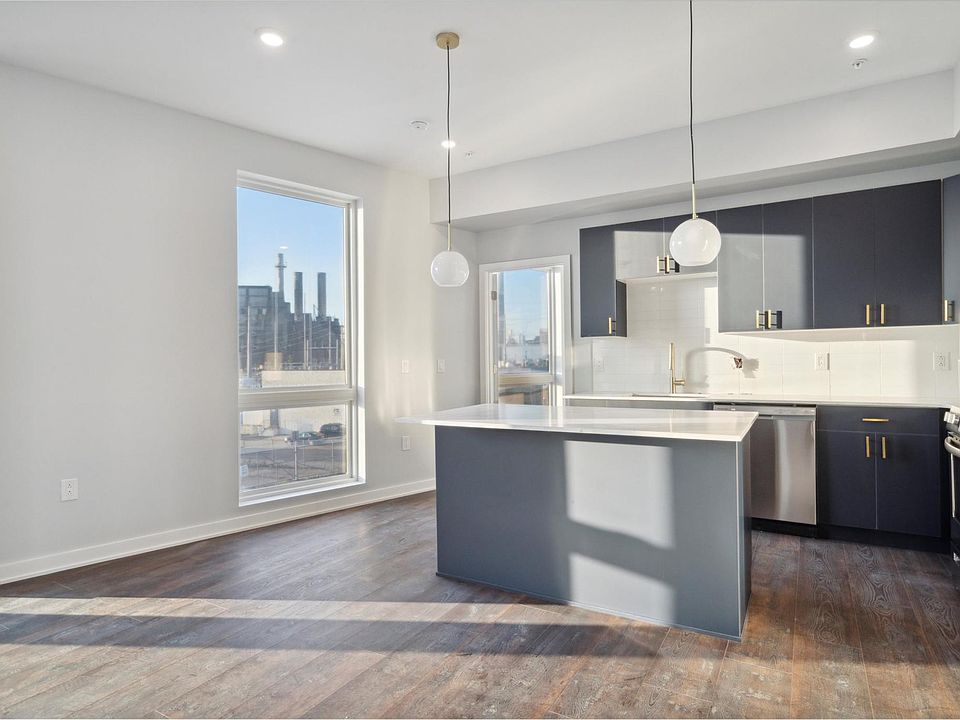 1st image of 2731 Federal St #401