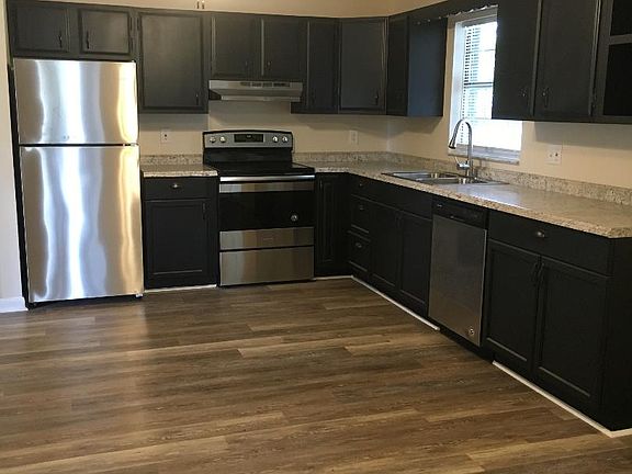 2nd image of 2944 Fletcher Ave