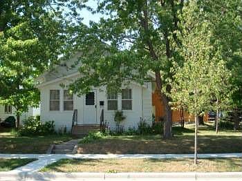 1st image of 1029 15th Ave S