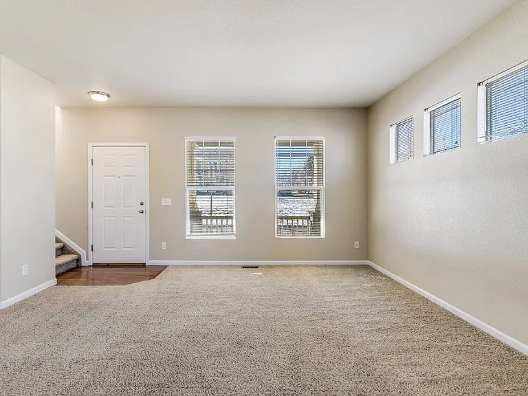2208 Gilpin Ave — Photo 4