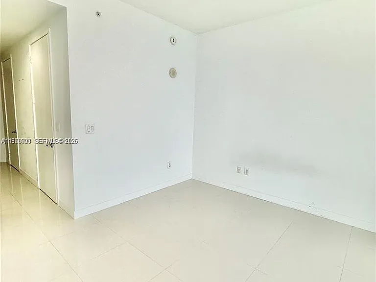 18201 Collins Ave #4808 — Photo 9