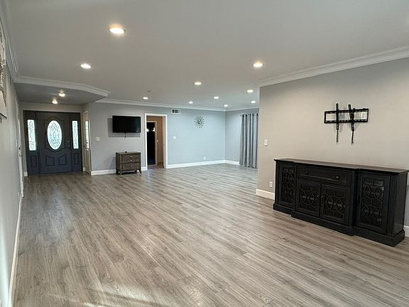 2nd image of 8219 Mary Ellen Ave