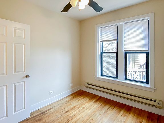 3rd image of 617 1/2 W Melrose St #B2