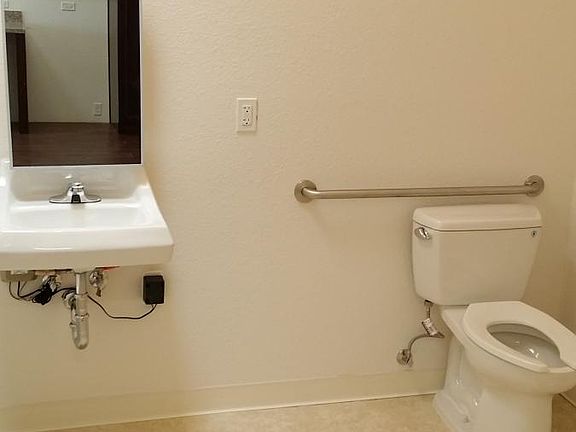 5th image of 921 Marina Way S Unit M