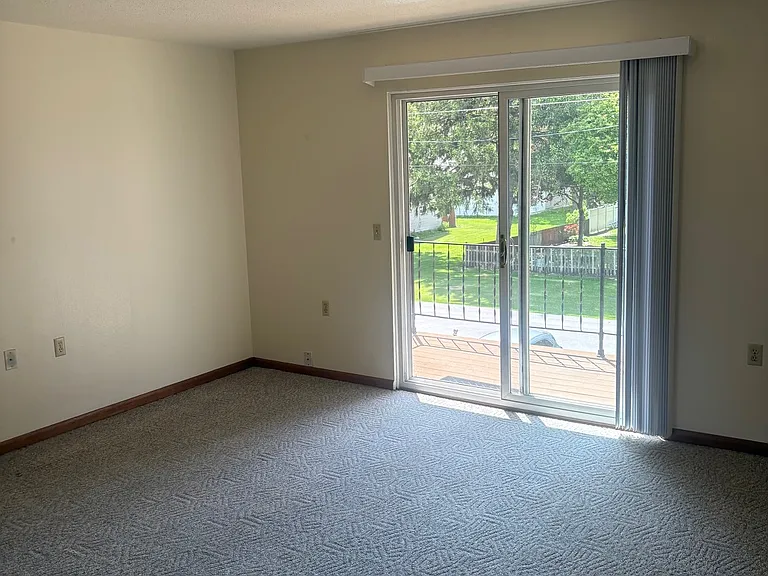 509 NW 3rd St #6 — Photo 9