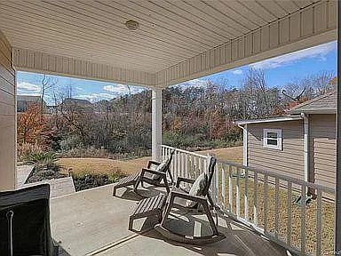 3715 Summer Haven Dr — Photo 5