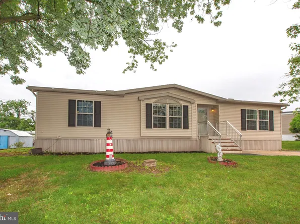 115 Nester Dr, Norristown, PA 19403