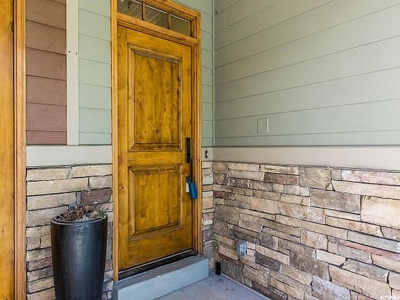 4th image of 4825 S Brooks Way