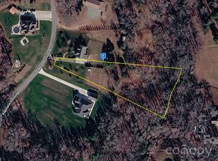 529 Kapstone Xing, Lexington, NC 27295