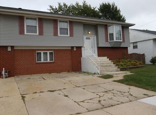 311 Hemlock Ave, Romeoville, IL 60446