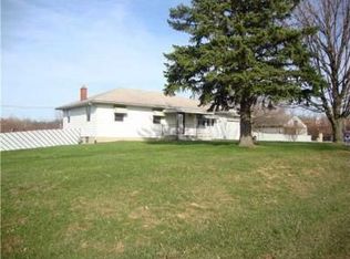 290 W Columbus St, Lithopolis, OH 43136