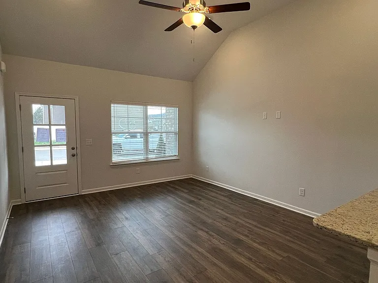 967 Horse Mountain Rd #5D — Photo 7