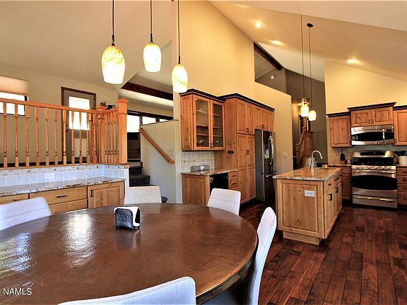 5th image of 3425 S Litzler Dr