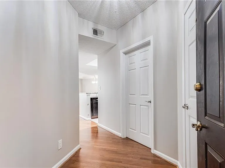 1250 Parkwood Cir SE #2201 — Photo 16