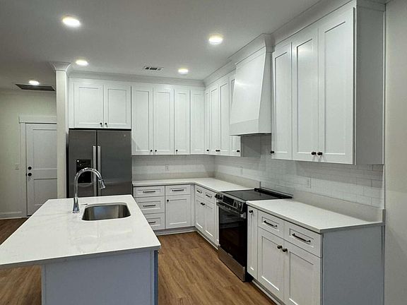 5th image of 115 Longpoint Dr #Ab