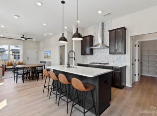 5825 Clear Creek Ln, Harrisburg, NC 28075