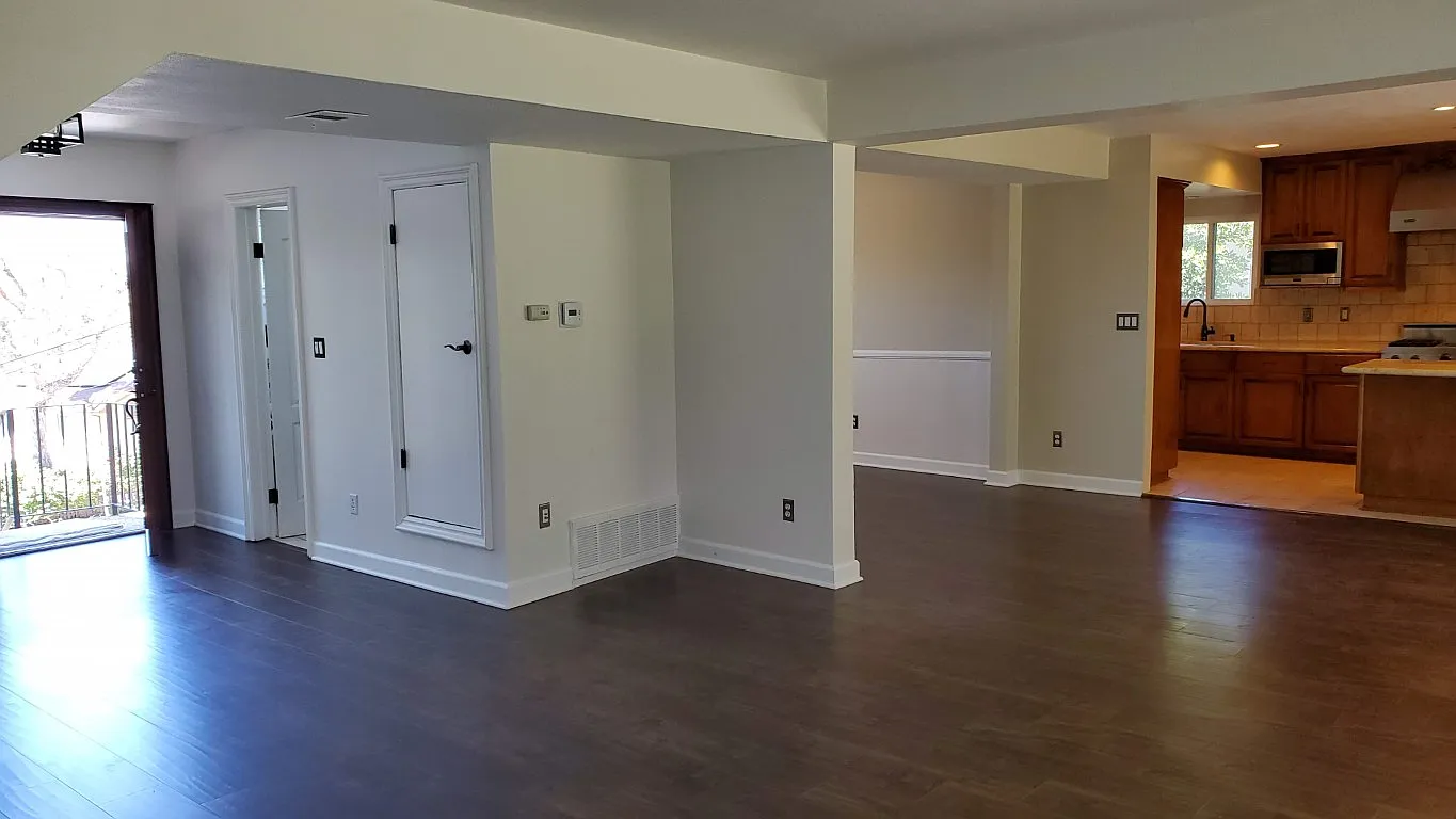 4 bed, 2022 sqft, $5,000 — Photo 4