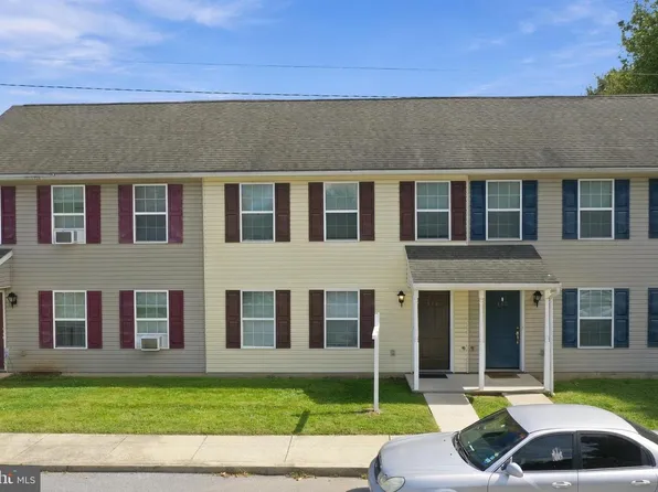 143 S Seneca St, Shippensburg, PA 17257