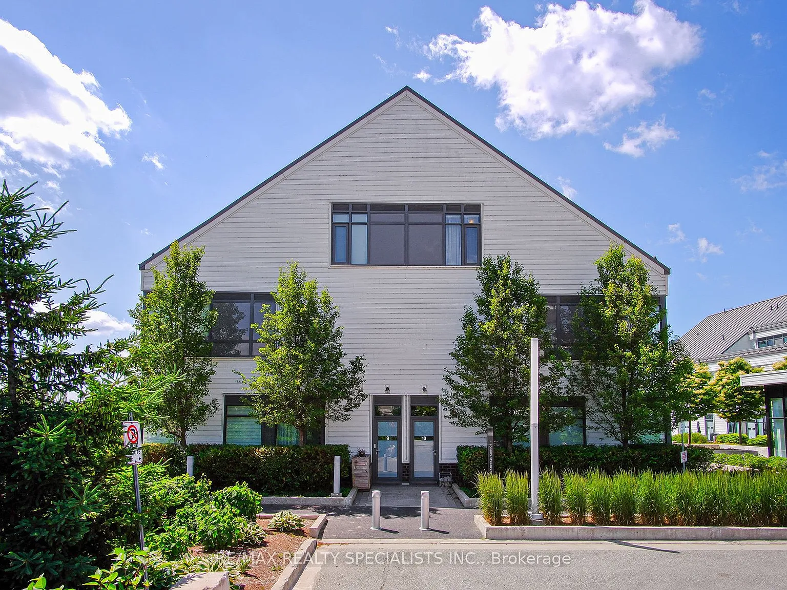 2 bed, $3,000 — Photo 2