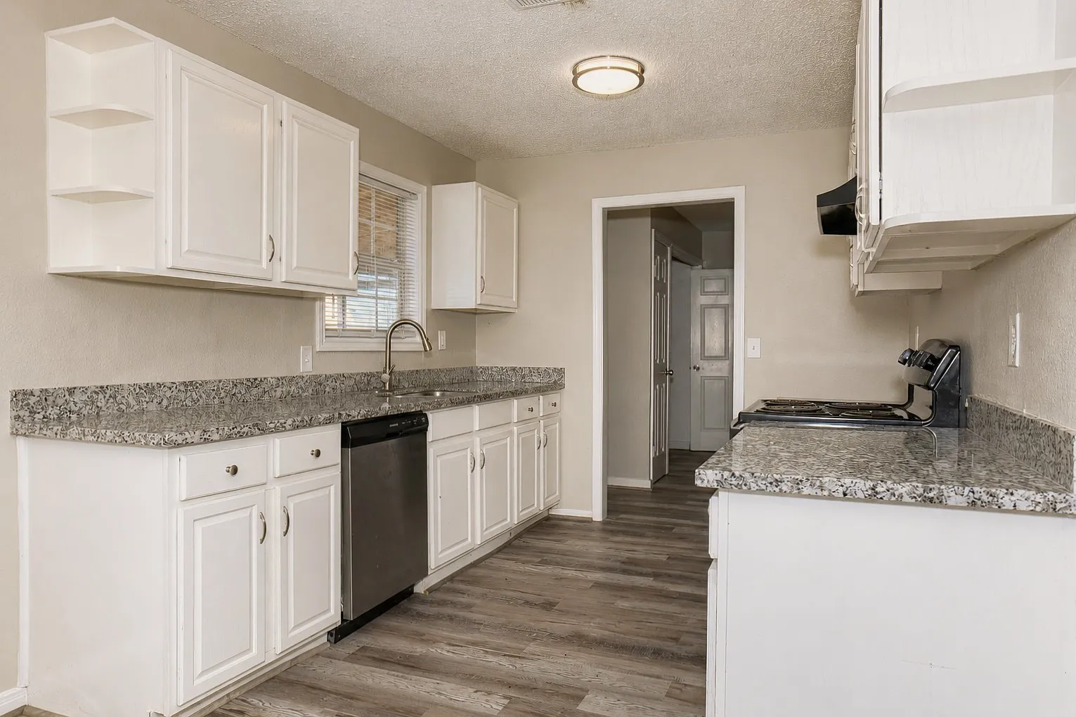 1117 County Road 515 / One Time - 1 — Photo 3