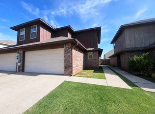 2165 Buena Vida Ln, Edmond, OK 73013