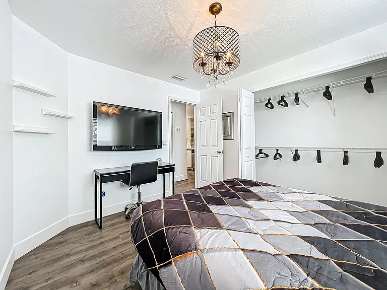 7520 Seurat St #201 — Photo 24