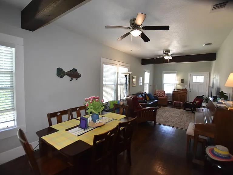 1630 W Craig Pl — Photo 6