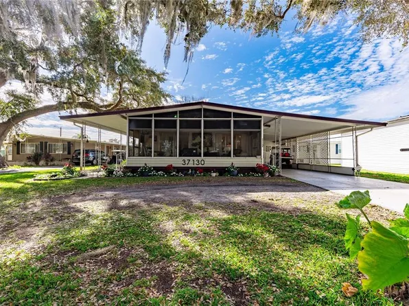 37130 Lakewood Dr, Zephyrhills, FL 33542