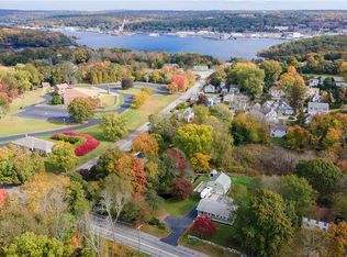 55 Old Norwich Rd, Quaker Hill, CT 06375