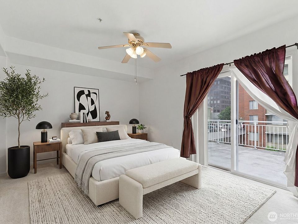 1st image of 4722 12th Avenue NE #201