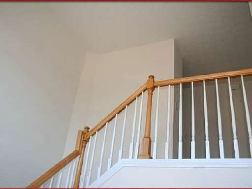 4th image of 4885 Wynford Ln