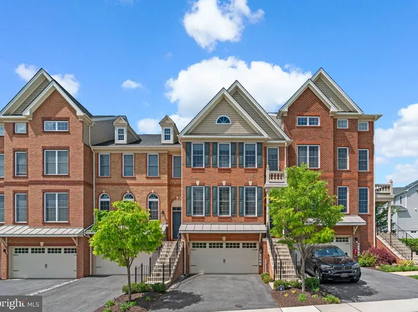 8506 Pine Springs Dr, Severn, MD 21144