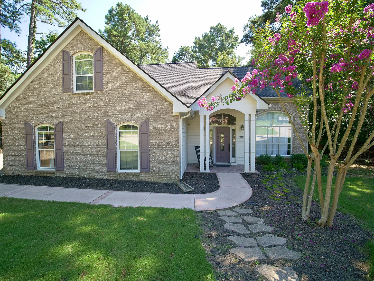 1750 Huntington Hill Trce — Photo 4
