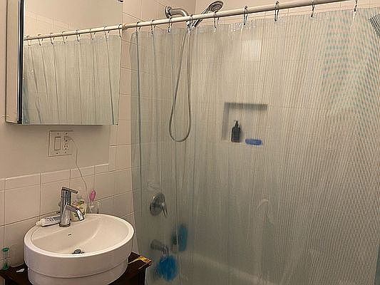 5th image of 1520 Bedford Ave APT 1B