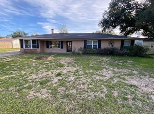 5827 Kingsbury Ln, Lake Charles, LA 70607