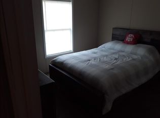 1707 Sand Plant Rd, South Charleston, WV 25309