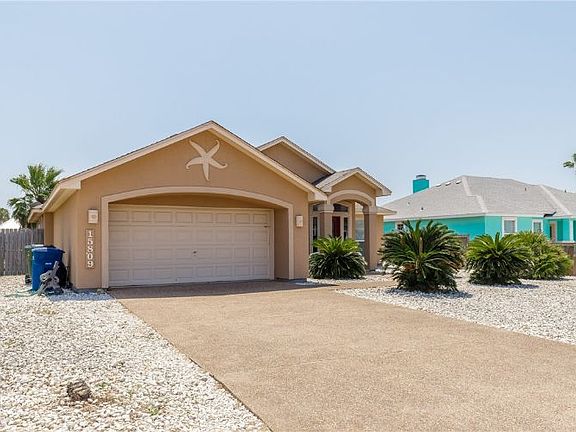 3rd image of 15809 Cozumel Dr