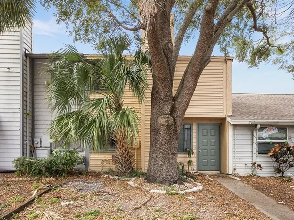 4712 Stonepointe Pl, Tampa, FL 33634