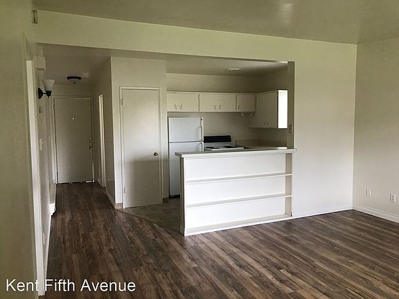 2nd image of 731 5th Ave S #4528894