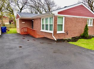 2837 18th St, North Chicago, IL 60064