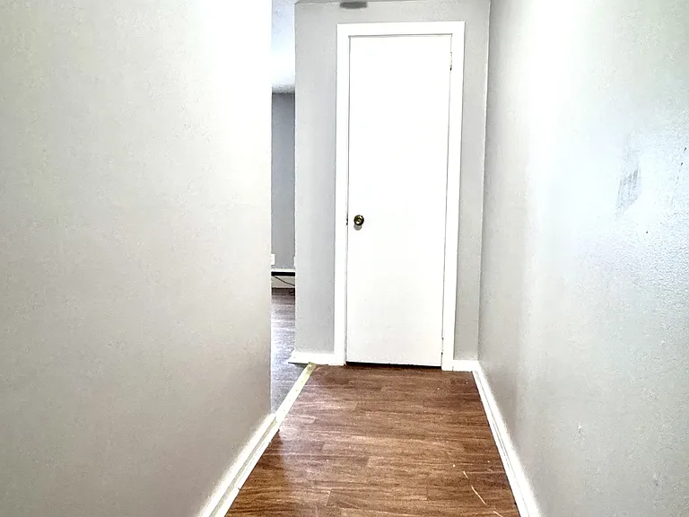 70 Harvey Ave #5 — Photo 2