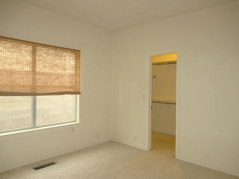 4016 Pasaje Pl NW — Photo 19