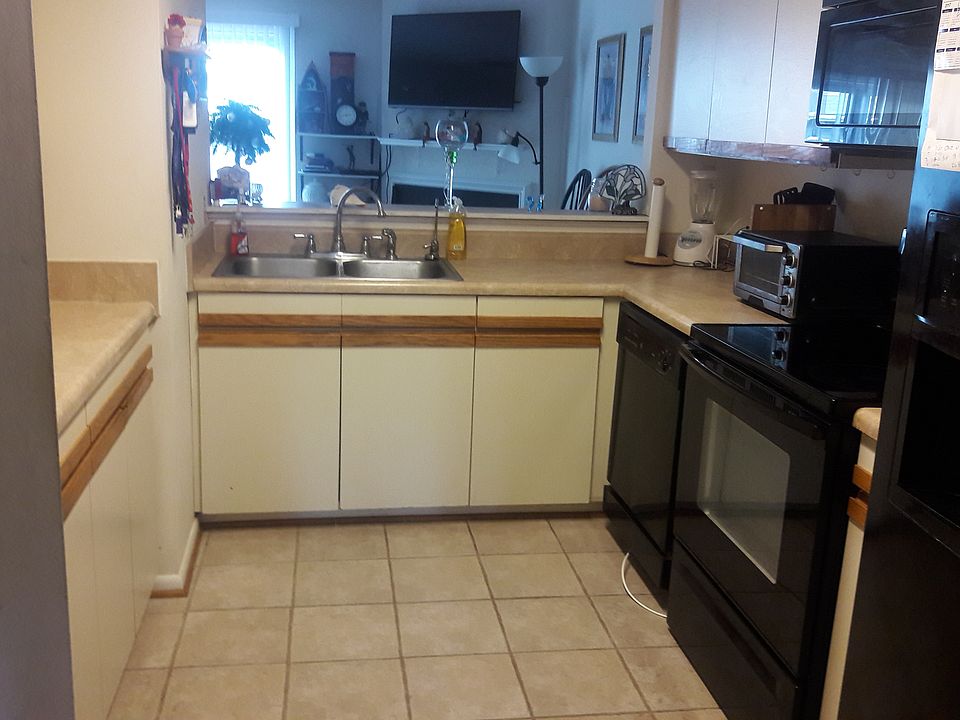 1st image of 600 Glengarry Ct