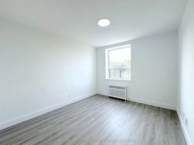 79 Jameson Ave #301 — Photo 8