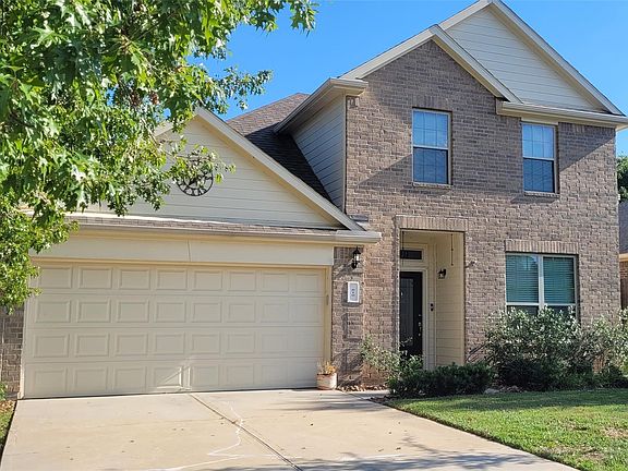 2nd image of 610 Lake View Dr