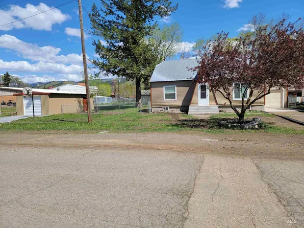 107 S Main St, Council, ID 83612