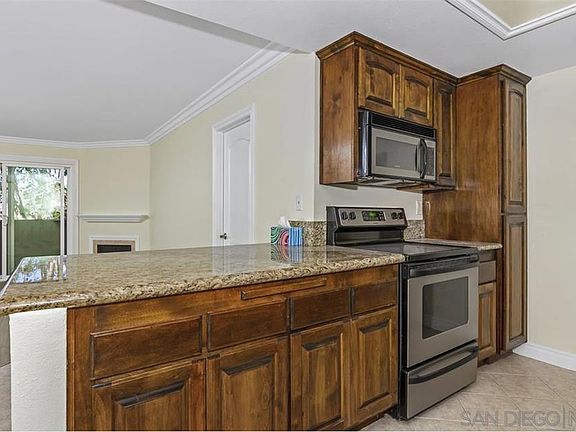 5th image of 219 Woodland Pkwy Unit 256